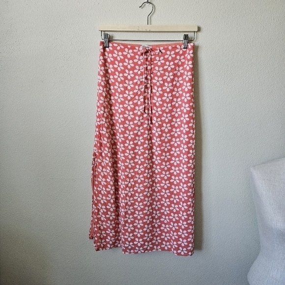 American Eagle Outfitters Dresses & Skirts - American Eagle High-Waisted Midi Skirt S